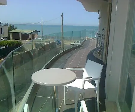L'approdo Hotell Anzio