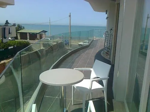 L'approdo Ξενοδοχείο Άντζιο