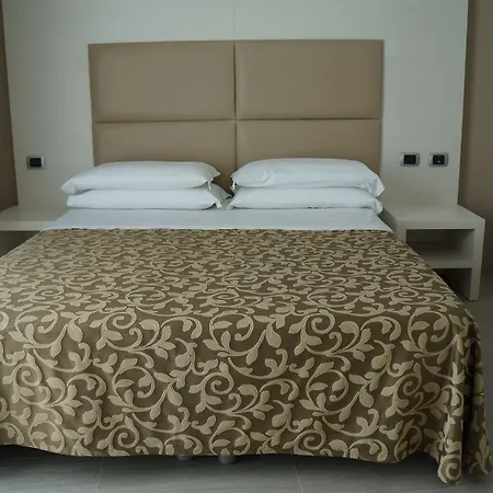 L'approdo Hotel 3*