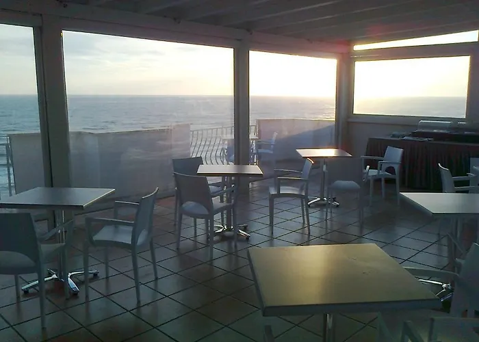 L'approdo Hotel 3*